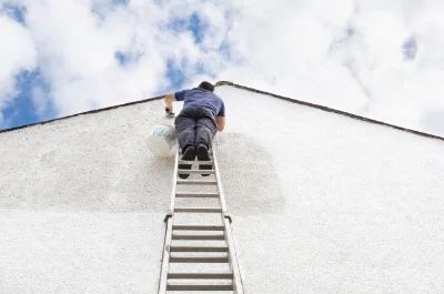 Peinture extérieure à Mercuès — façades et ravalement